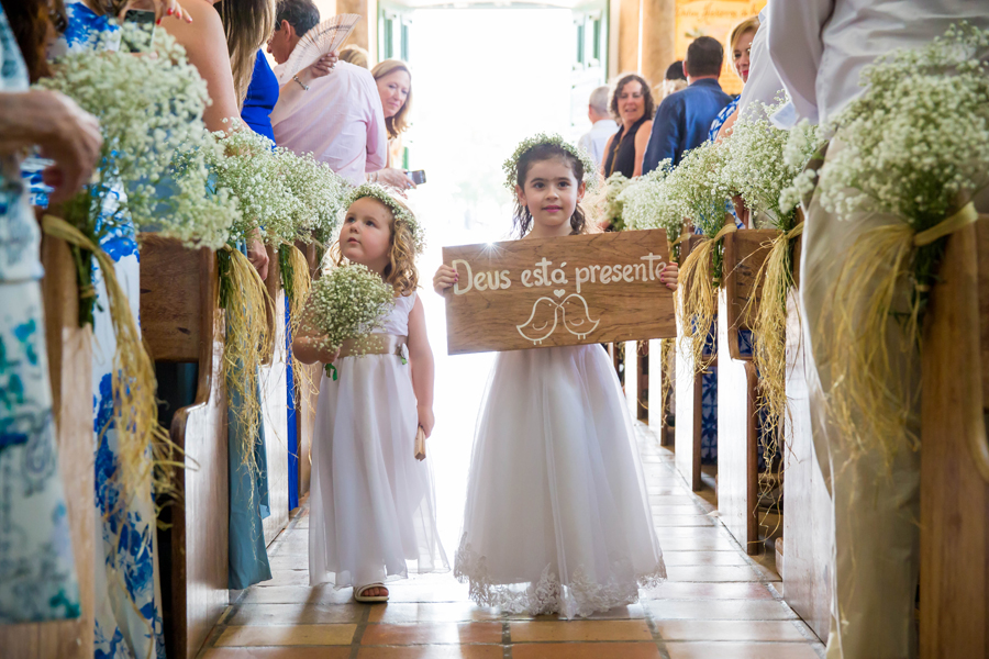 arraial d´ajuda, casar na bahia, casar em arraial d´ajuda, vestido de noiva, véu de noiva, igreja do arraial, decoração , defleur decorações , guta gula , patricia galvão , vestido de noiva, véu