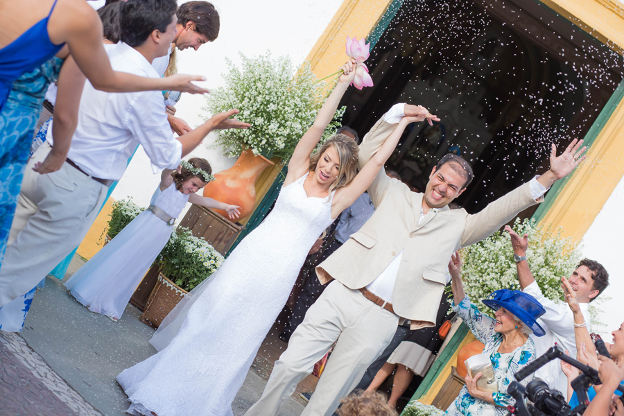 arraial d´ajuda, casar na bahia, casar em arraial d´ajuda, vestido de noiva, véu de noiva, igreja do arraial, decoração , defleur decorações , guta gula , patricia galvão , vestido de noiva, véu
