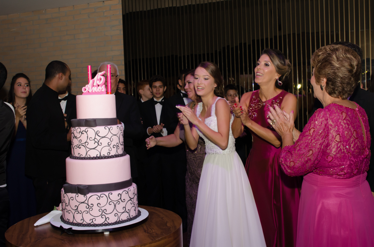 Parabéns!! Fotos da Marina 15 Fotografia de debutante em São Paulo SP Buffet Villa Bisutti
