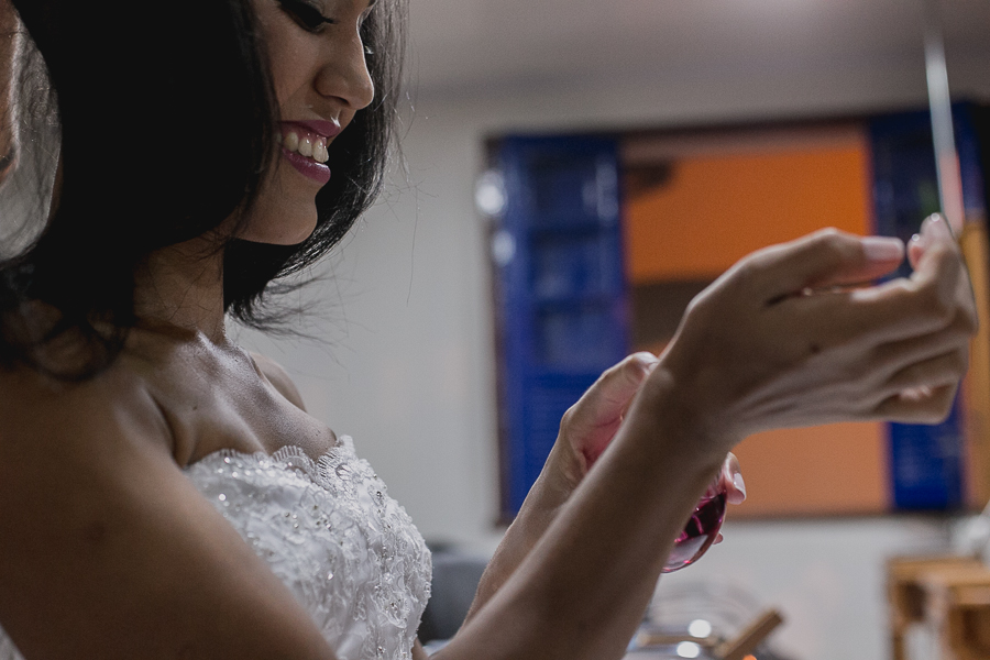 Casamento em Caeté, casamento, casamento Igreja, casamento igreja São Francisco de Asiss, São Francisco de Asis, noiva, noivos, making, lindos, casamento do ano, sapato vermelho, vestido lindo, Caeté,