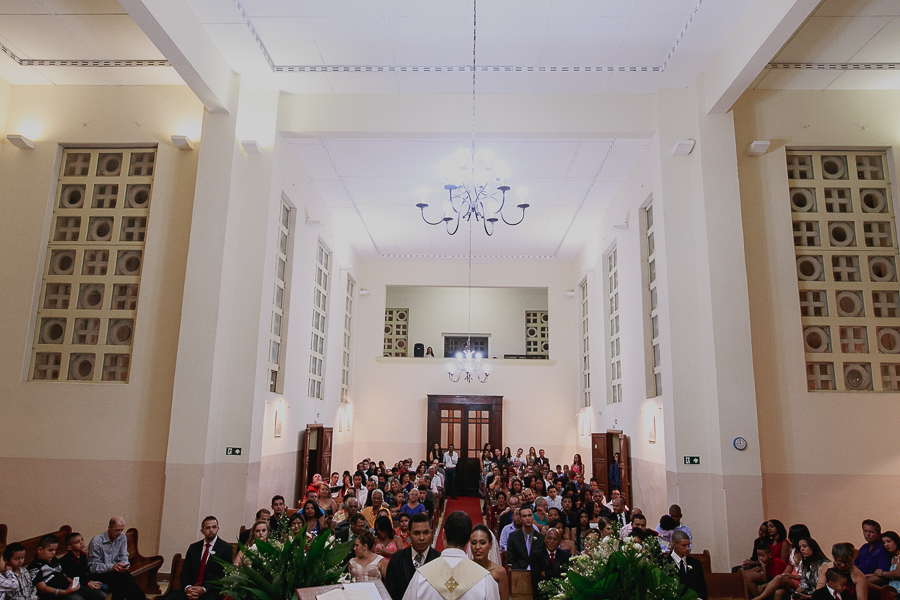Casamento em Caeté, casamento, casamento Igreja, casamento igreja São Francisco de Asiss, São Francisco de Asis, noiva, noivos, making, lindos, casamento do ano, sapato vermelho, vestido lindo, Caeté,