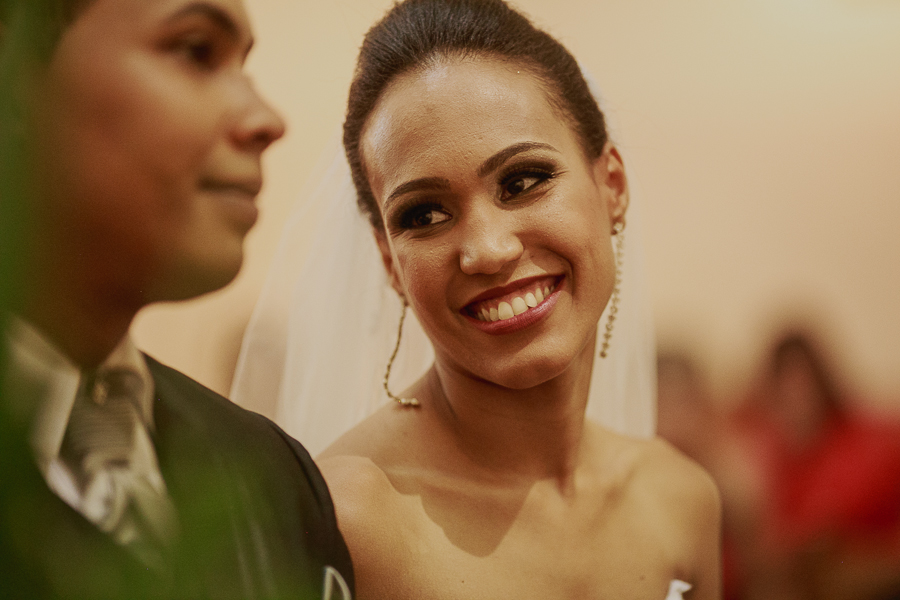 Casamento em Caeté, casamento, casamento Igreja, casamento igreja São Francisco de Asiss, São Francisco de Asis, noiva, noivos, making, lindos, casamento do ano, sapato vermelho, vestido lindo, Caeté,