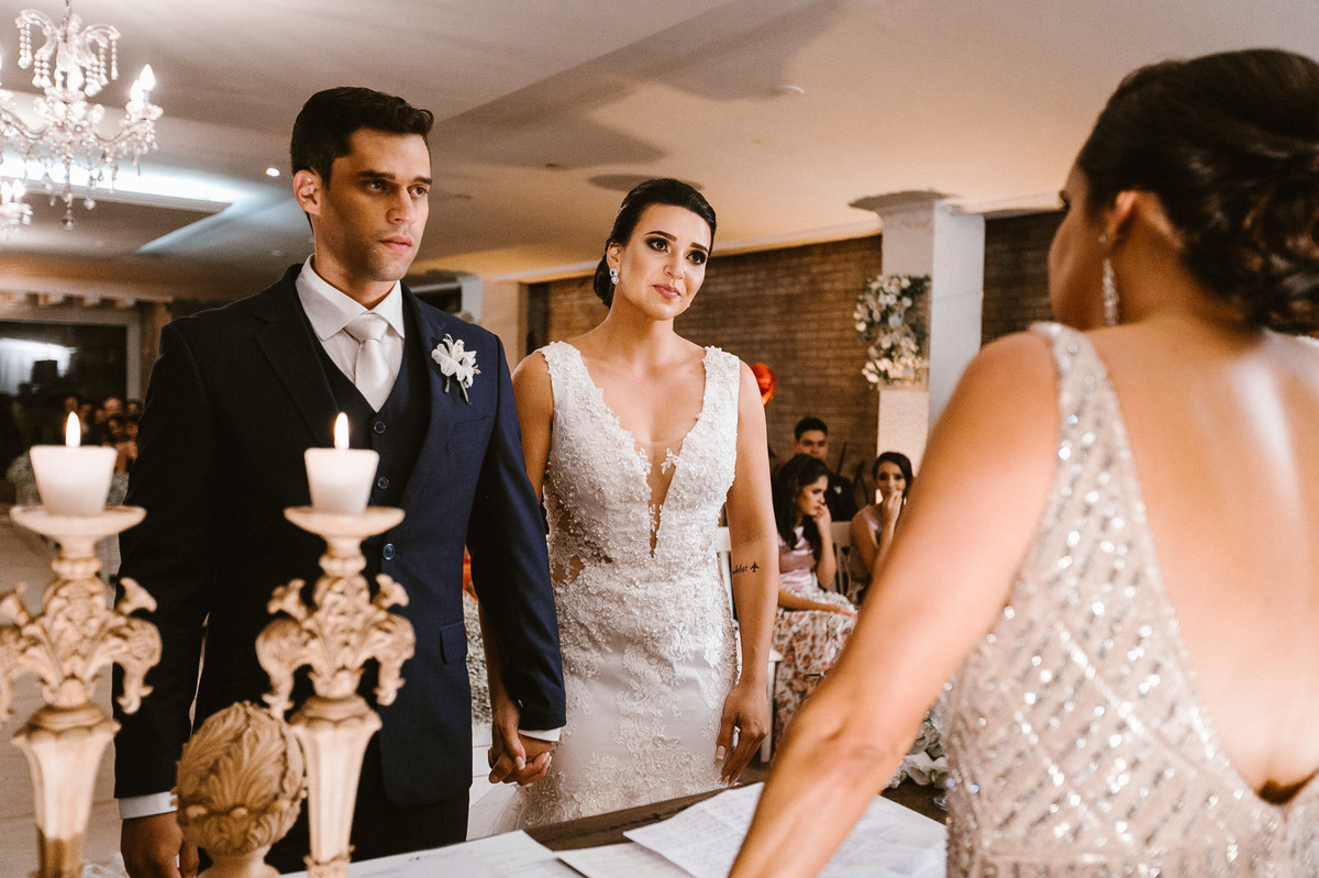 Casamento da Letícia e do Marcus em Brasília. Foto pelo fotógrafo de casamento Gabriel Pelaquim.