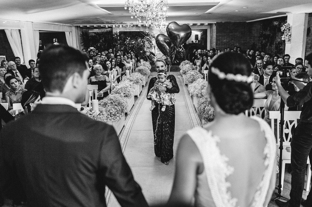 Casamento da Letícia e do Marcus em Brasília. Foto pelo fotógrafo de casamento Gabriel Pelaquim.