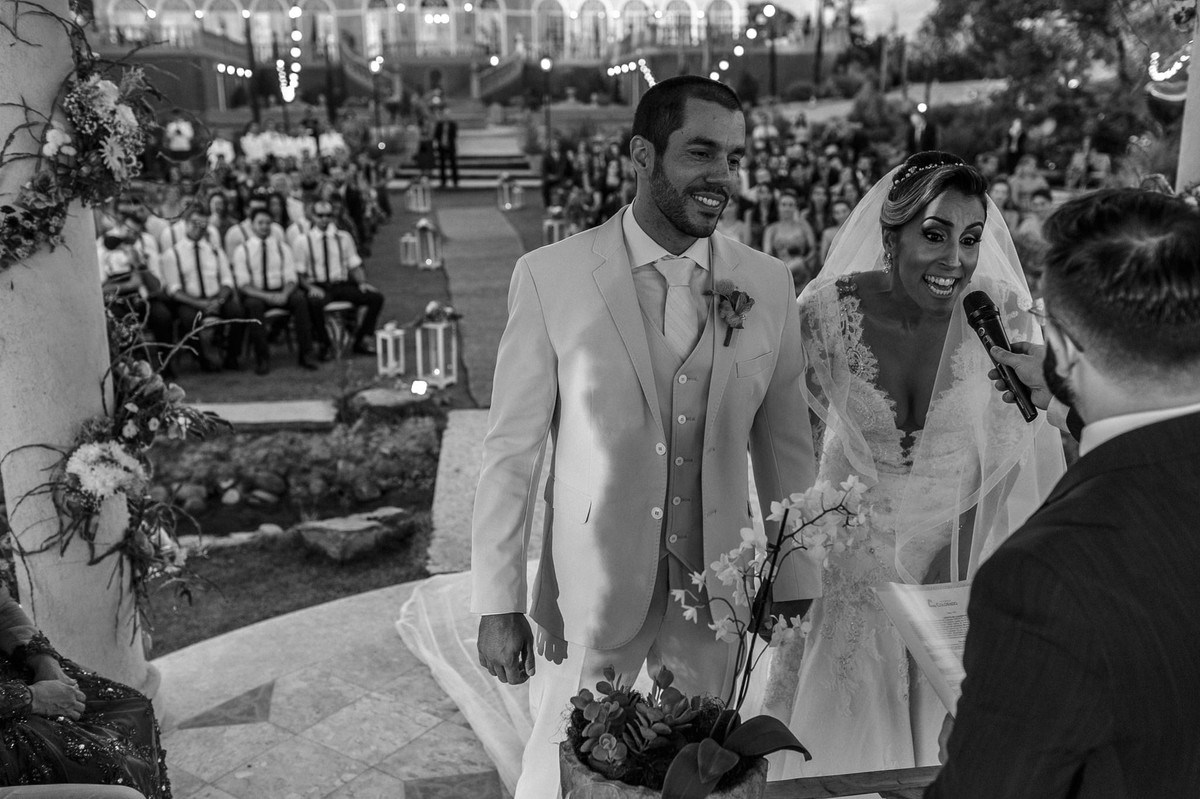 Casamento Vanessa e Vitor no Villa Giardini. Foto pelo fotógrafo de casamento Gabriel Pelaquim.