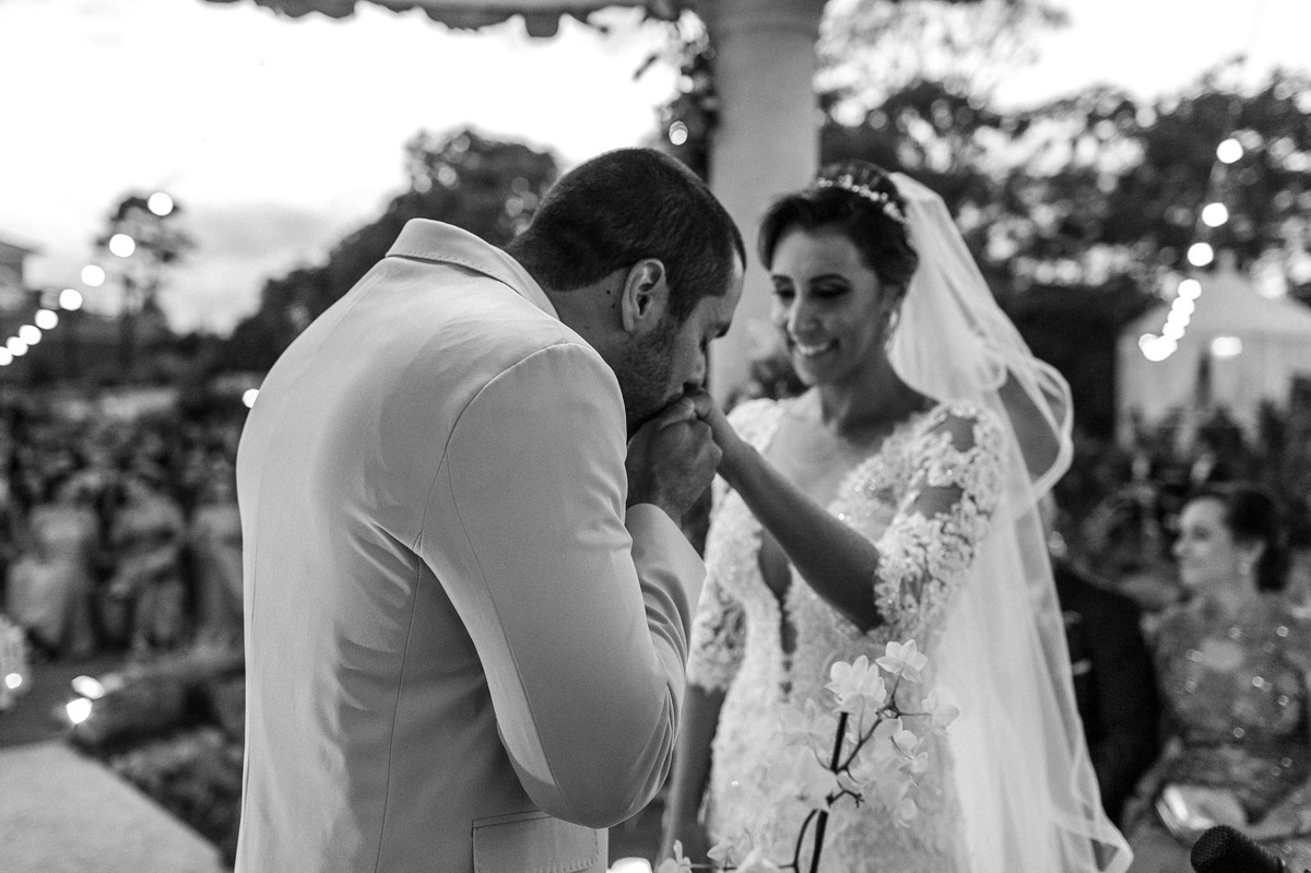 Casamento Vanessa e Vitor no Villa Giardini. Foto pelo fotógrafo de casamento Gabriel Pelaquim.