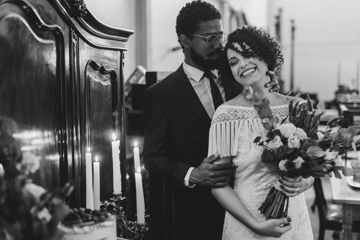 Noivos do editorial. Foto feita pelo fotógrafo de casamento Gabriel Pelaquim.