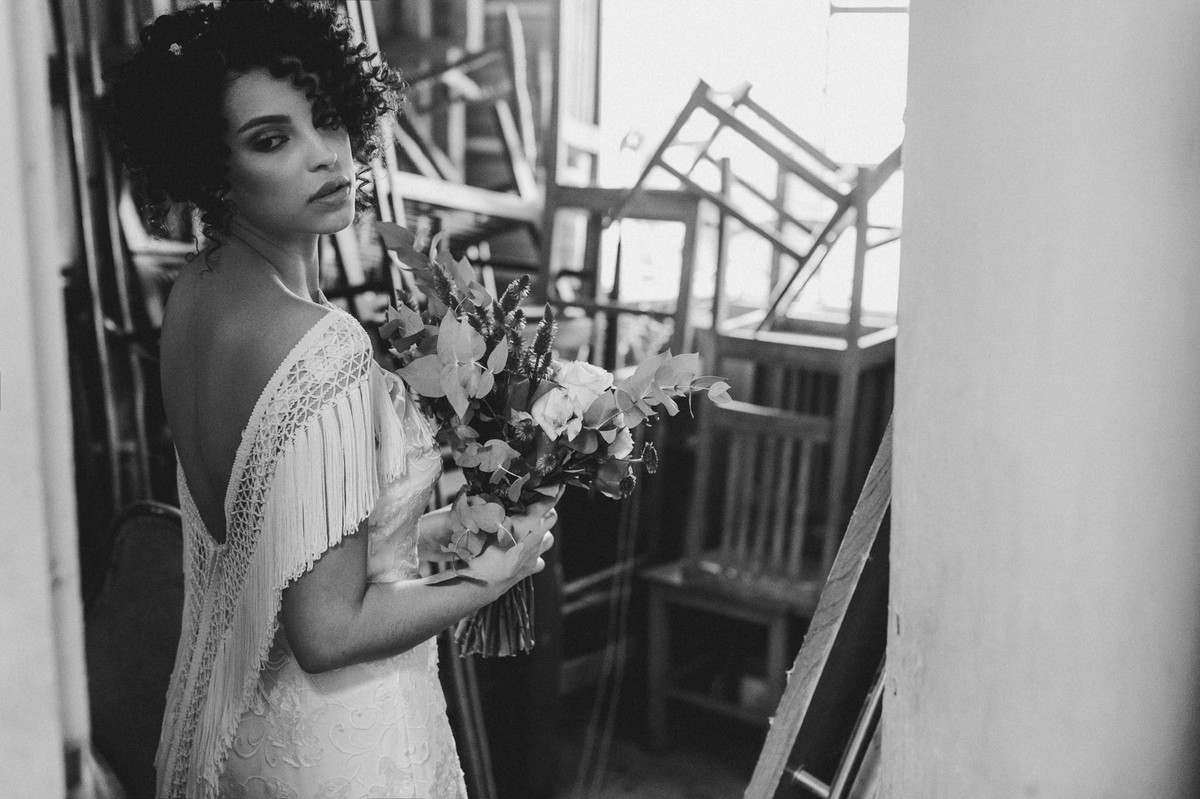 Noiva do editorial. Foto feita pelo fotógrafo de casamento Gabriel Pelaquim.
