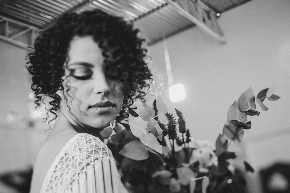 Noiva do editorial. Foto feita pelo fotógrafo de casamento Gabriel Pelaquim.