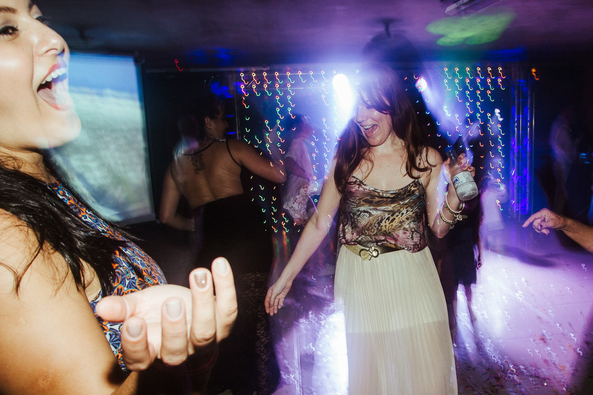 MUITA DANCA NO CASAMENTO CARLA E RAFAEL