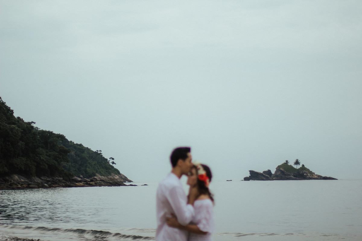 NOIVOS NO ENSAIO PRE CASAMENTO FEITA PELO FOTOGRAFO DE CASAMENTO DELFI QUE FOTOGRAFA NA REGIAO DE CAMPINAS SP