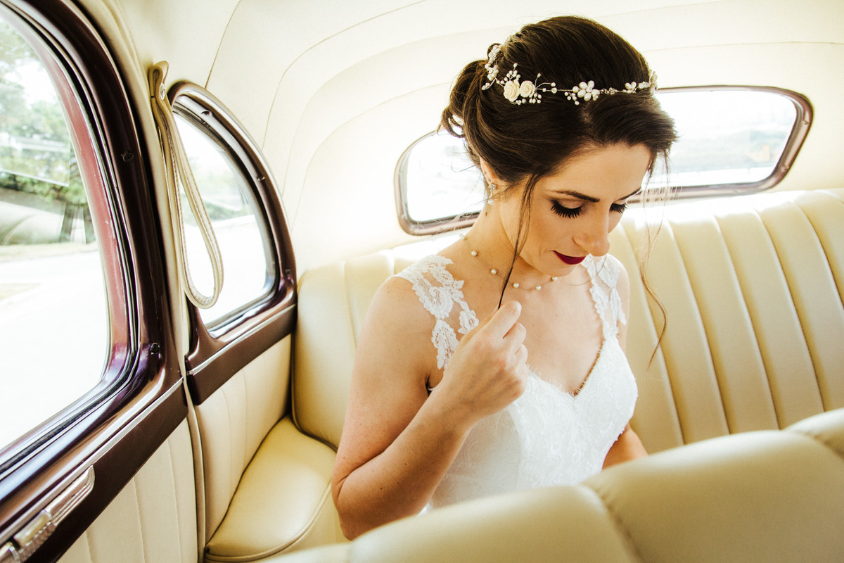 LUCI E FELIPE LELLIT ROYAL PALM PLAZA POBRE JUAN ESTUDIO DELFI FOTOGRAFIA DE CASAMENTO CAMPINAS SP INDAIATUBA SP DELFI FOTOGRAFO DE CASAMENTO NOIVA NO CARRO