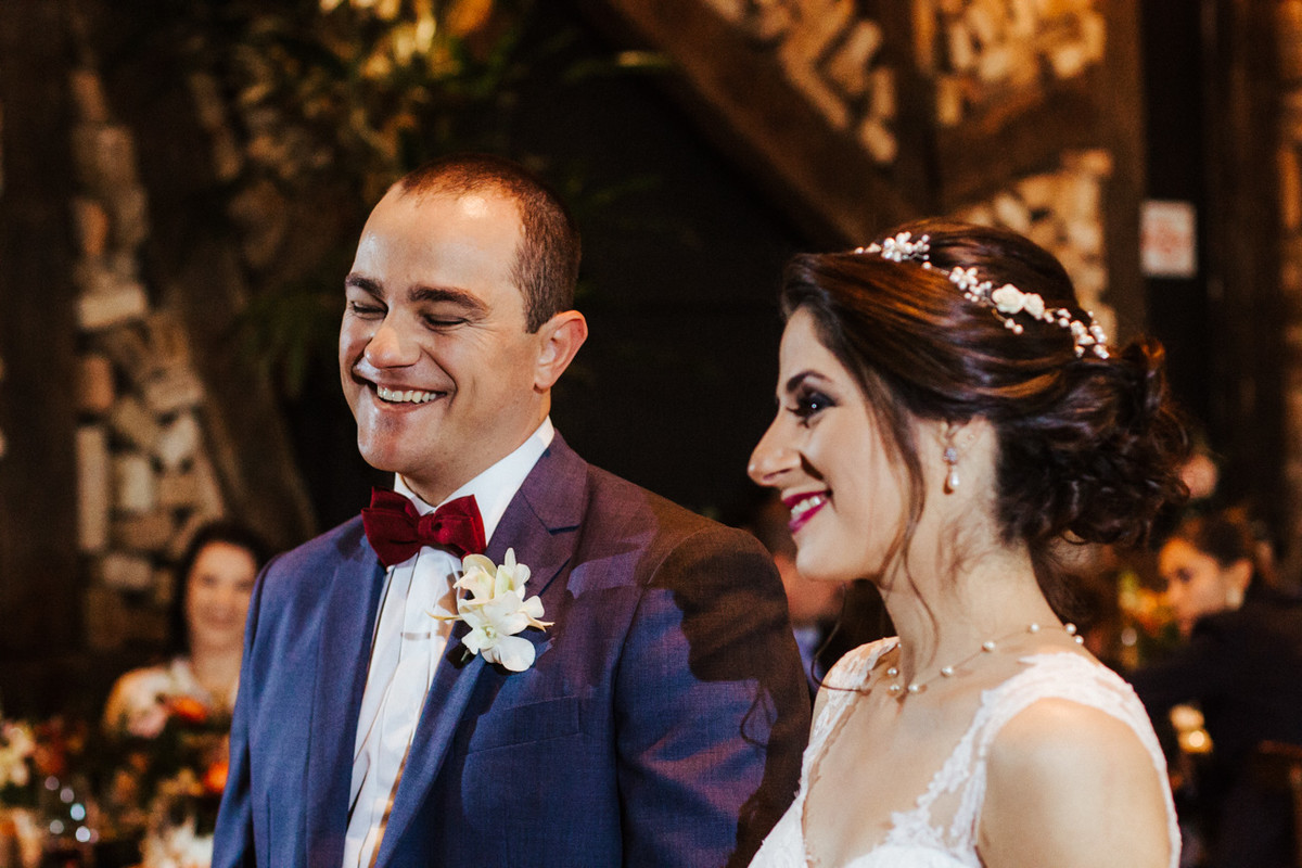 LUCI E FELIPE LELLIT ROYAL PALM PLAZA POBRE JUAN ESTUDIO DELFI FOTOGRAFIA DE CASAMENTO CAMPINAS SP INDAIATUBA SP DELFI FOTOGRAFO DE CASAMENTO NOIVO SORRINDO