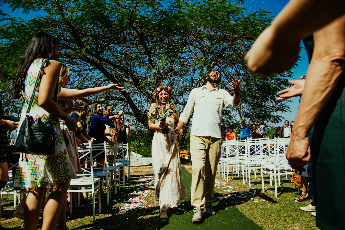 MARINA E JOAO FIZERAM UM CASAMENTO LINDO EM INDAIATUBA SP A FOTOGRAFIA DE CASAMENTO DELES CONTARAM EXATAMENTE COMO FOI O DIA A FOTOGRAFIA FICOU TAO LINDA QUE SAIU ATE EM BLOG DE NOIVA 35