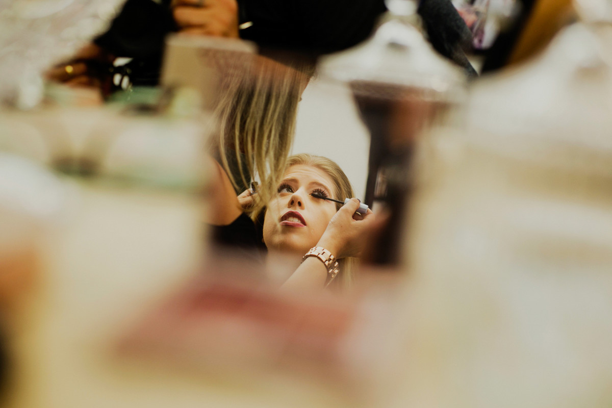 A FOTOGRAFIA DE CASAMENTO FEITO DA STEFANE E IGOR FEZ MUITO SUCESSO SAINDO EM BLOG DE NOIVA O CASAMENTO FOI NO FLORESTA PARK EM CAMPINAS SP FOTOGRAFIA FEITA PELO FOTOGRAFO REGINALDO DELFI 2