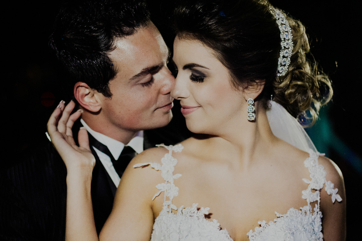 FOTOGRAFIA DE CASAMENTO EM CAMPINAS ESTUDIO DELFI VEM COM UM TRABALHO AUTORAL NA FOTOGRAFIA DE CASAMENTO REALIZANDO TRABALHOS EM TODO O INTERIOR COMO FOTOGRAFO DE CASAMENTO ARTISTICO 141