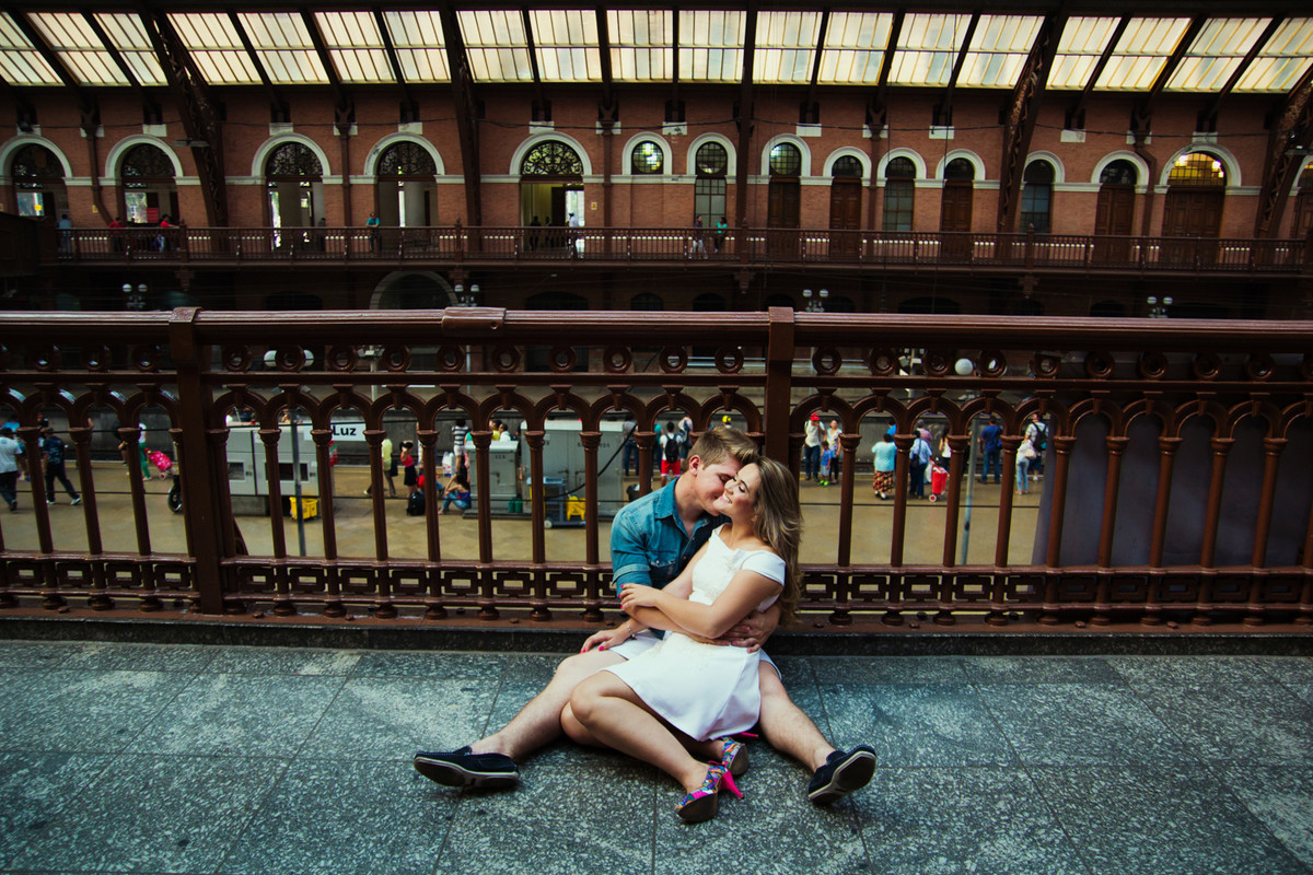 O PRE CASAMENTO DA BRUNA E RAFA FOI FEITO EM SAO PAULO SP ELES AMARAM O RESULTADO DO PRE CASAMENTO TANDO COMO A FOTOGRAFIA DE CASAMENTO HOJE ELES CONFIAM MUITO NO ESTUDIO DELFI 17