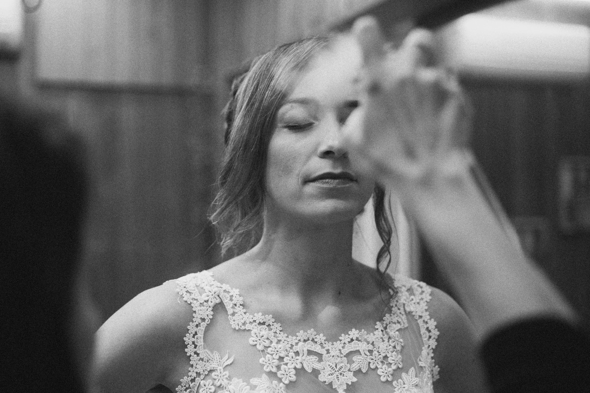 HELVETIA EM INDAIATUBA SP AO LADO DE CAMPINAS SP FOI O CENARIO PARA O CASAMENTO DA VIRGINIE E FABIO AS FOTOGRAFIAS DO CASAMENTO FICARAM LINDAS FEITAS PELO FOTOGRAFO DE CASAMENTO DELFI 8