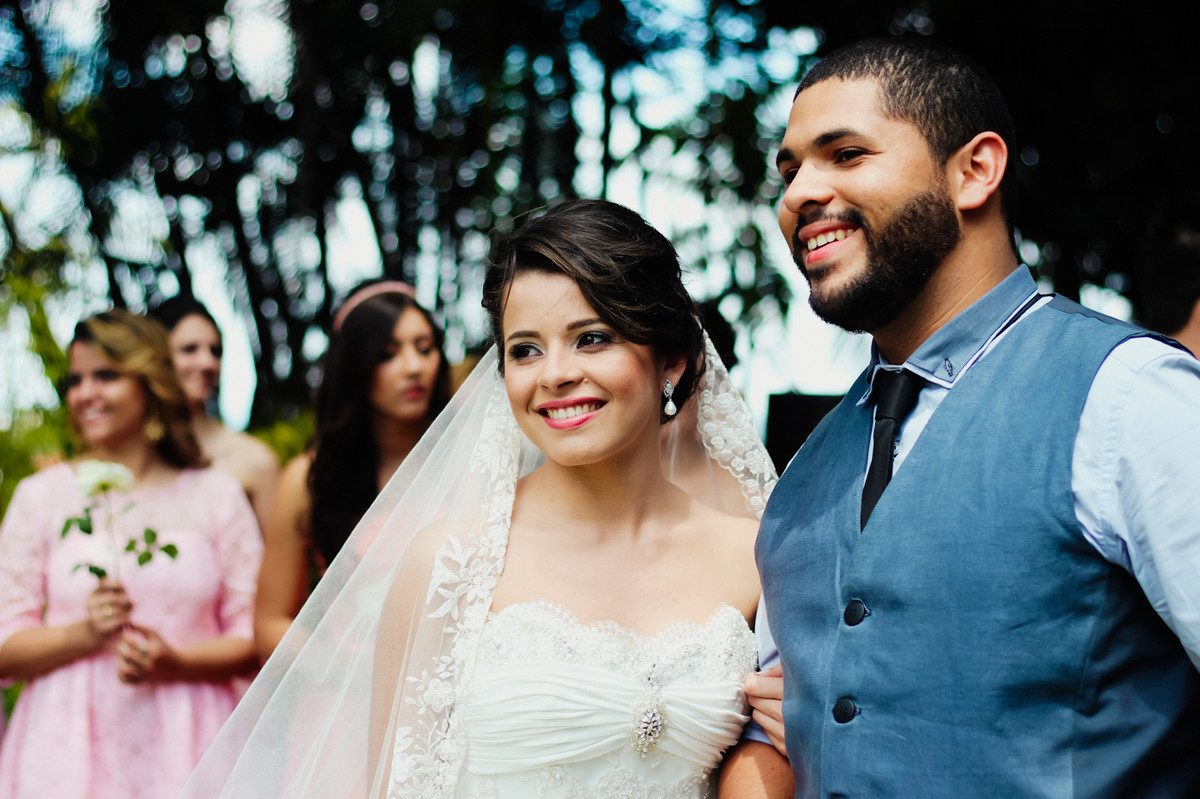 CASAMENTO NIKOLE E KINHO LINDO FOTOGRAFIA LINDA VESTIDO DA NOIVA LINDO CASAMENTO DE DIA EM INDAIATUBA FOTOGRAFIA ESTUDIO DELFI COM O FOTOGRAFO DELFI FAZENDO A FOTOGRAFIA DO CASAMENTO 23