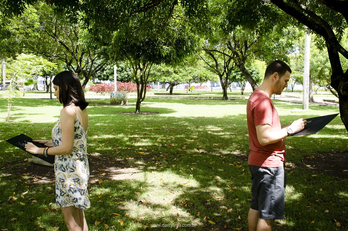 casal participante de jogo de respostas