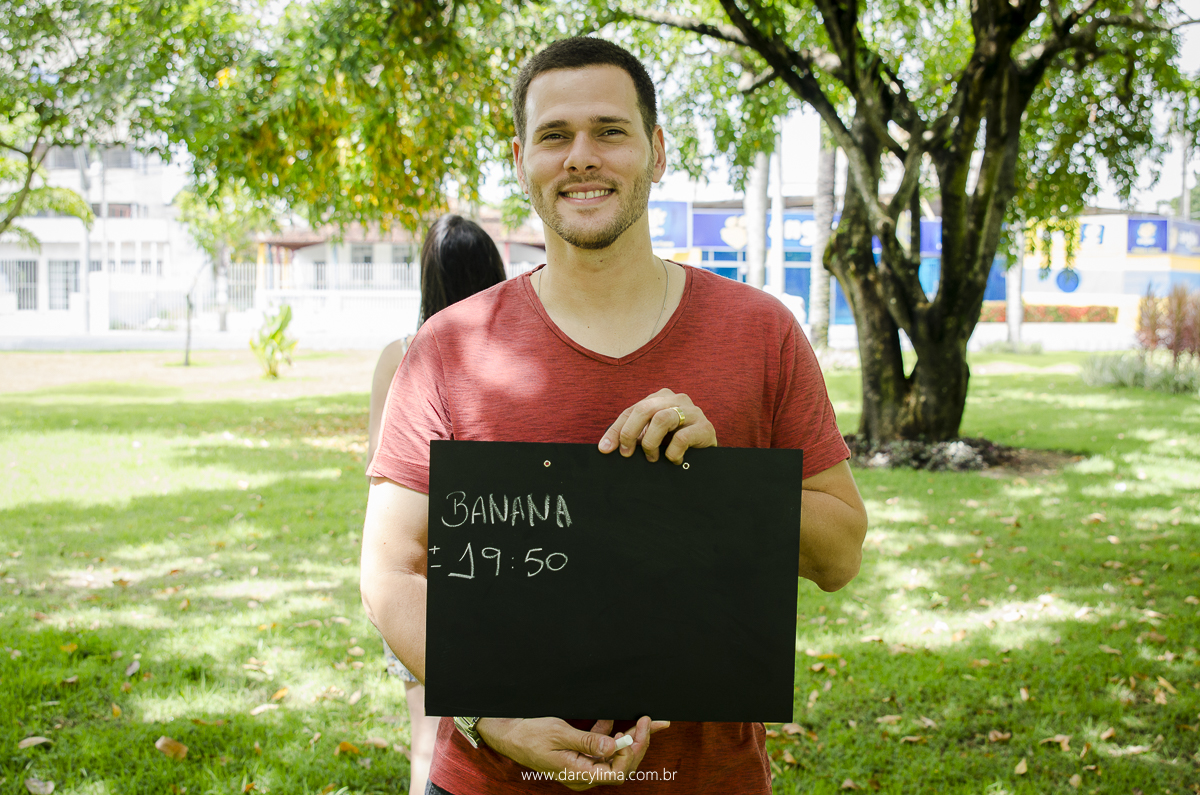 casal participante de jogo de respostas