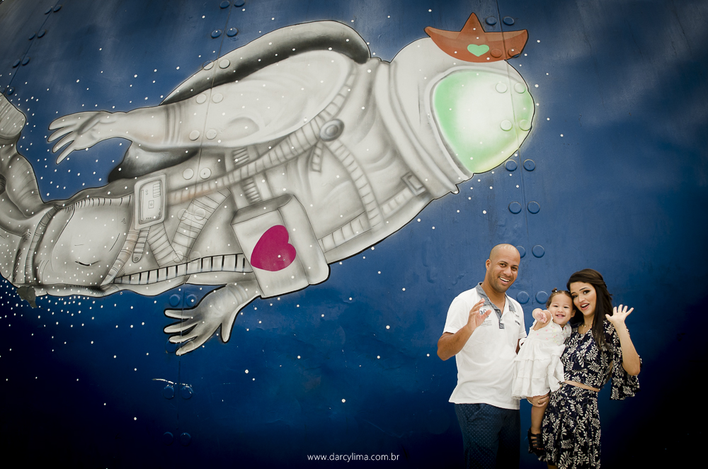retrato da familia salgeuiro no planetario do espaço cultural