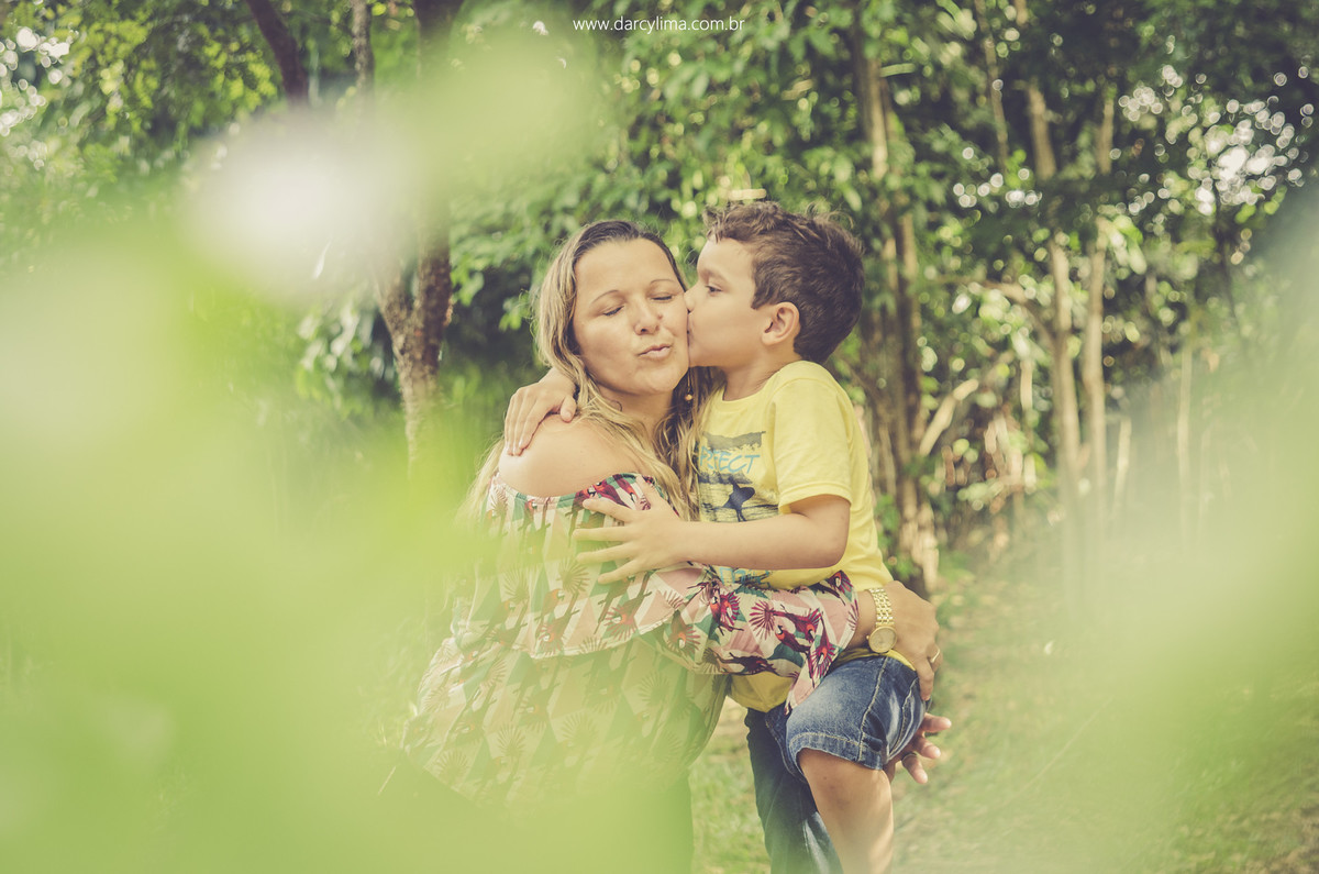 retrato de mae e filho no Jardim Botanico de João Pessoa