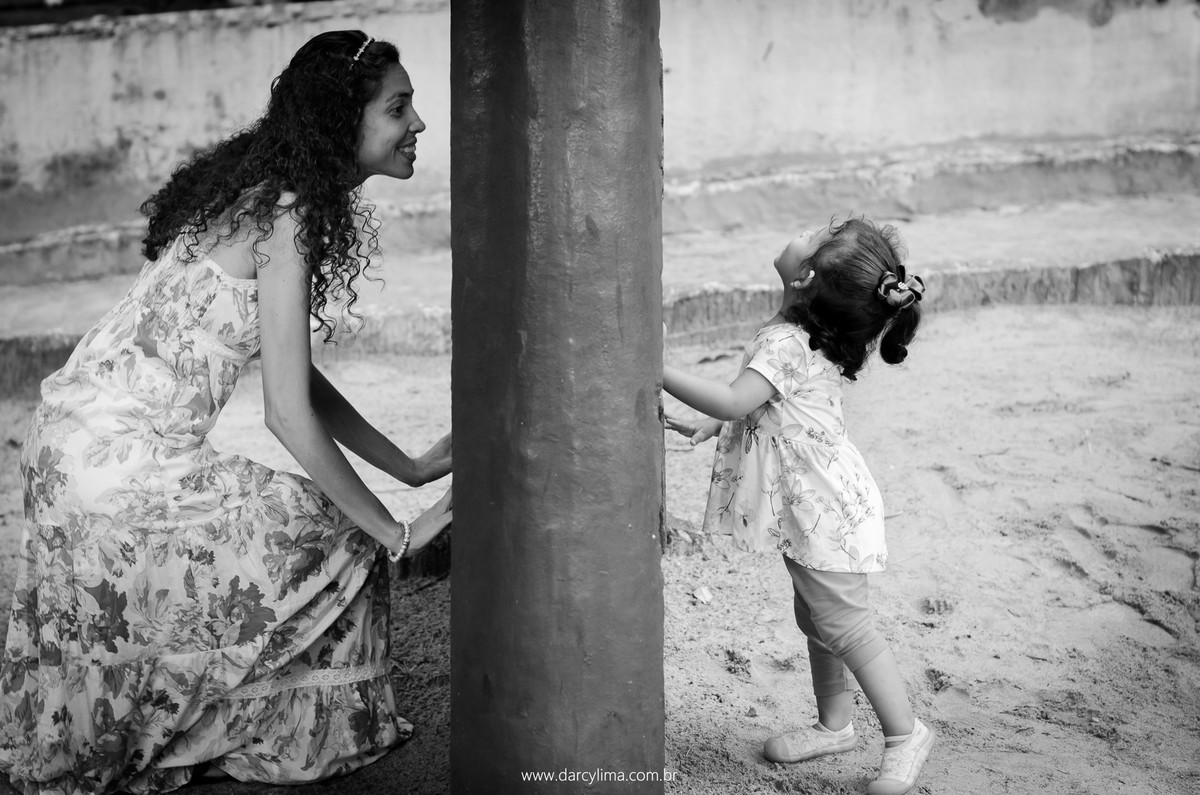 retrato de mae e filha na bica