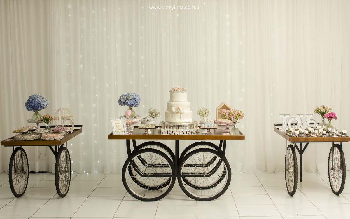 decoração estilo retro realizada pela empresa fina festa