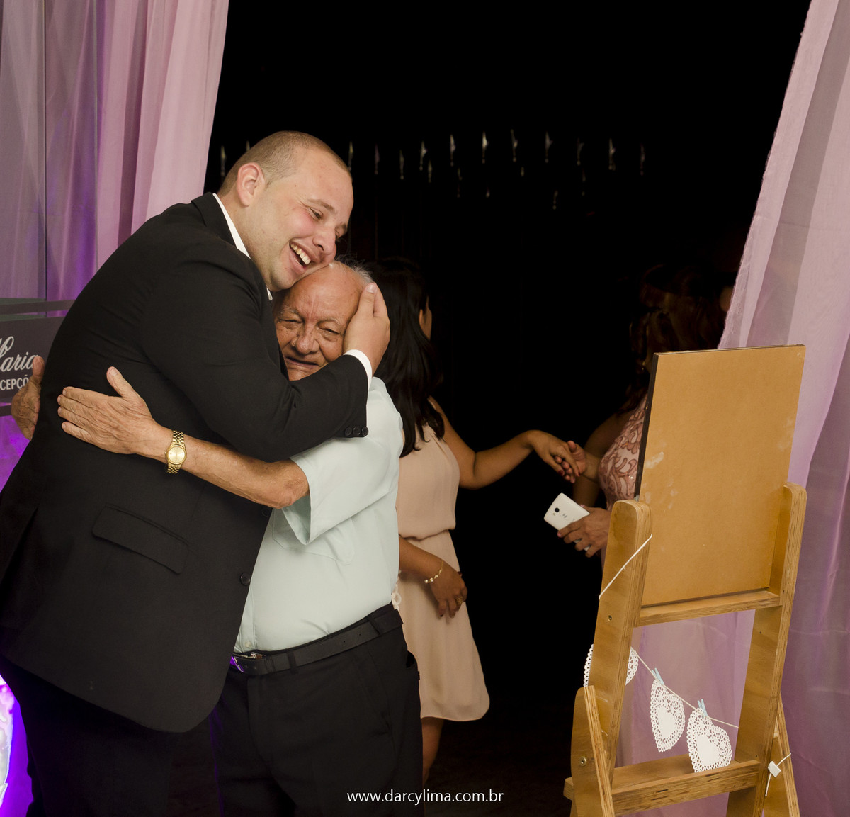 recepção dos comnvidados do casamento realizado no Lia Maria Recepções