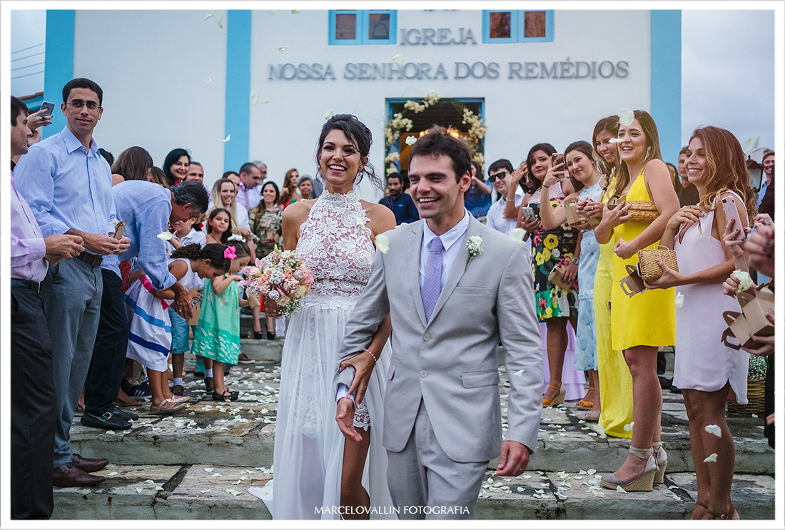 Casamento na praia - Arraial do cabo, saída dos noivos