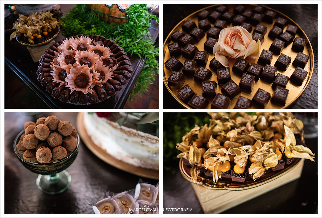 Foto do bolo de casamento e docinhos