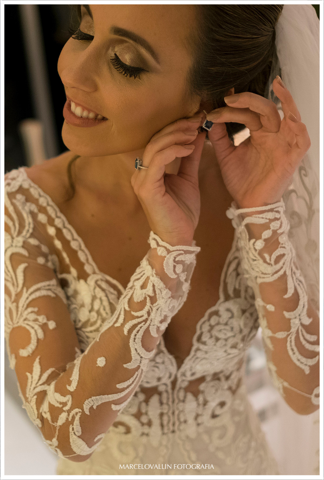Foto de vestido de noiva carol Hungria