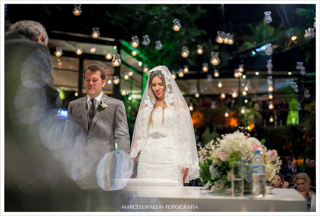 Fotos de Casamento RJ - Noivos Casa das Canoas