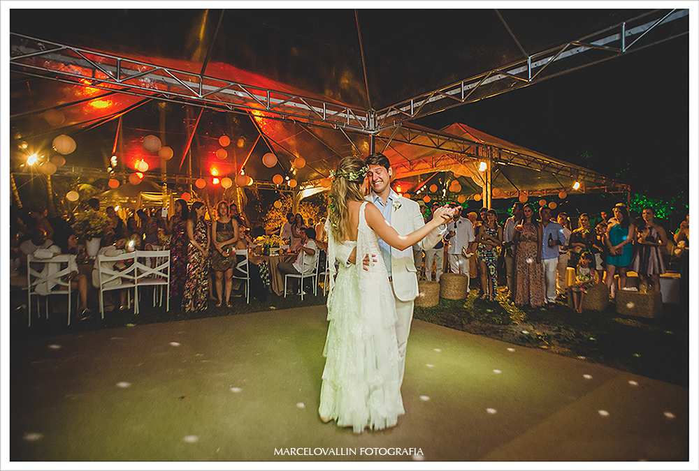 Fotografia de Casamento - dança dos noivos - Praia dos Carneiros PE