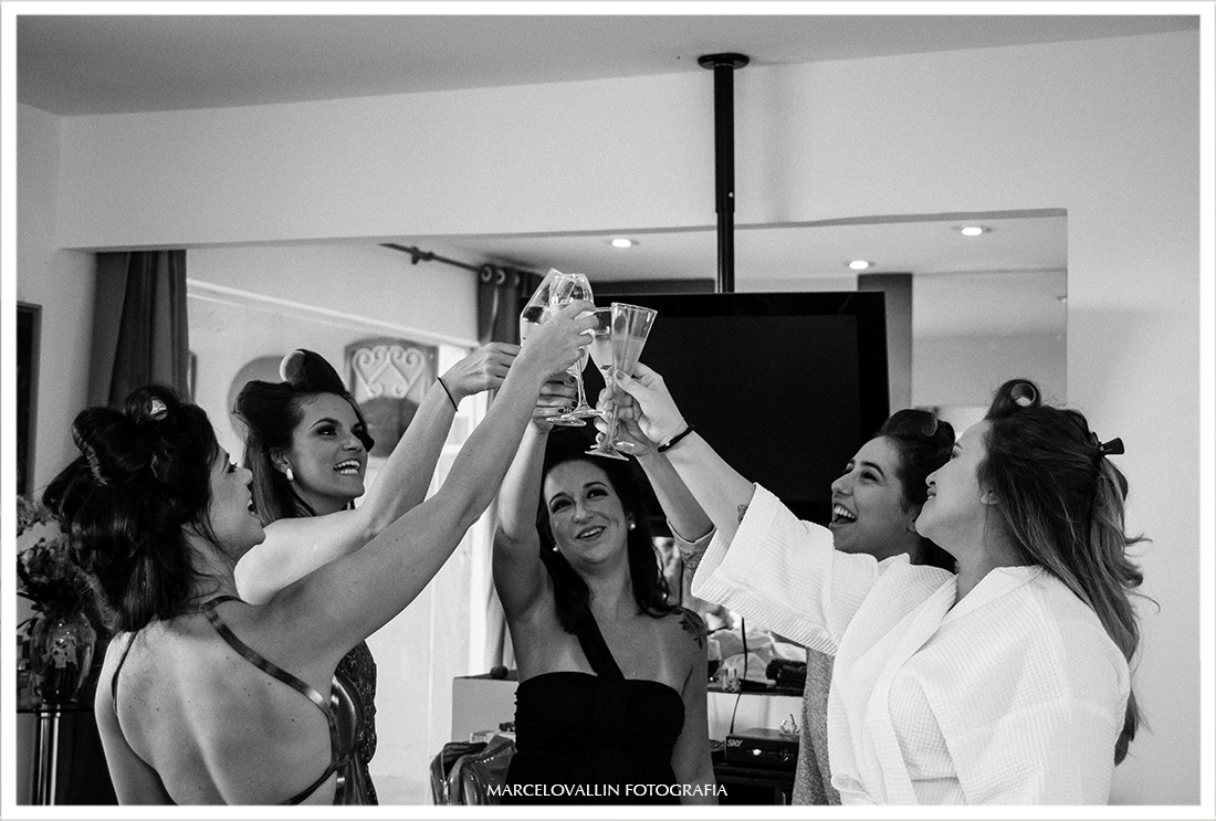 Fotos de Casamento making of noiva Natalia, brinde das Madrinhas, hotel Santa Teresa