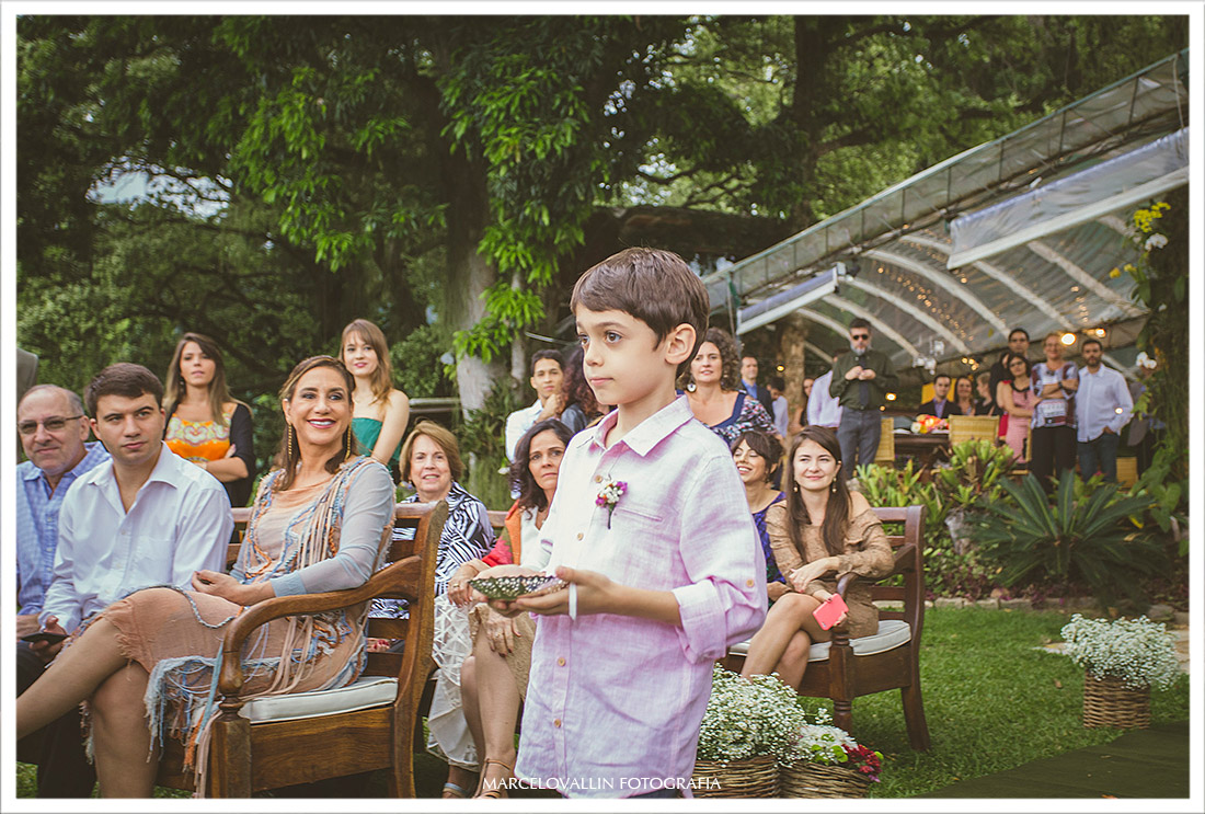 Fotos de Casamento Casa de Santa Teresa, entrada das alianças na cerimonia