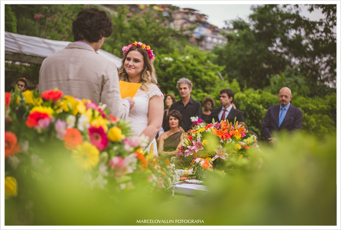 casamento Casa de Santa teresa, Noivos lendo os votos