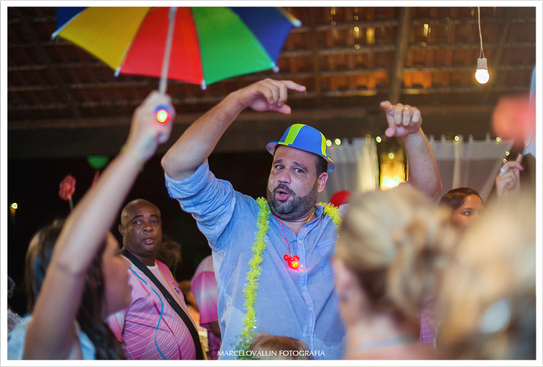 Fotos noivo dançando em festa de casamento Sítio Veredas