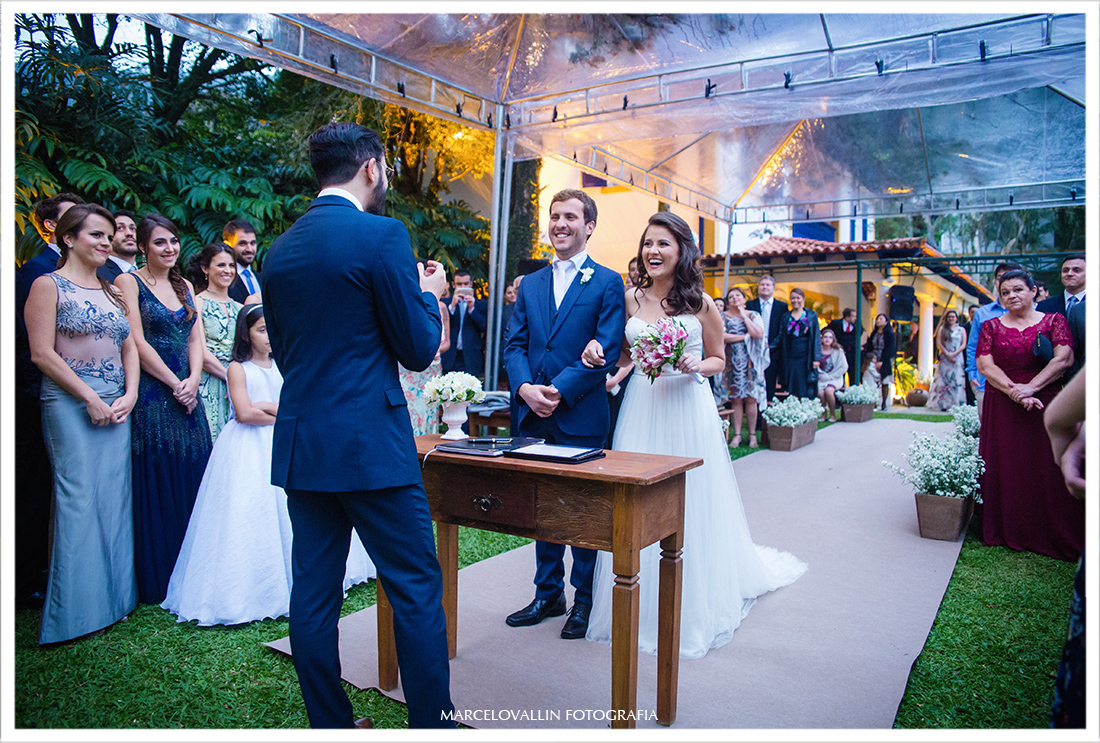 Fotografia de Casamento ao ar livre Petrópolis - Pousada Vila Brasil