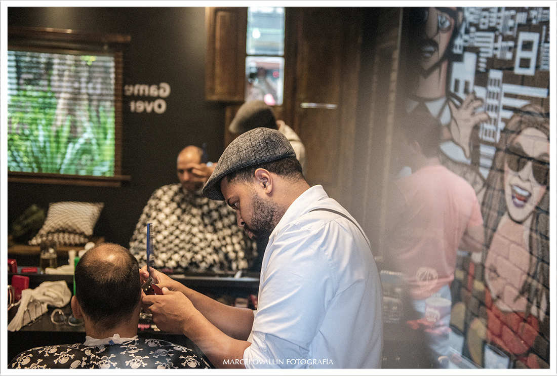 Foto do Making of noivo Barbearia do zé e casamento na capela real no flamengo