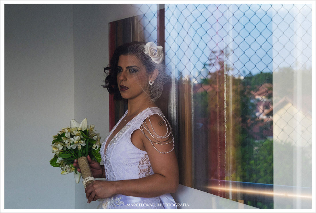 Foto de casamento - sessão de fotos da noiva pronta