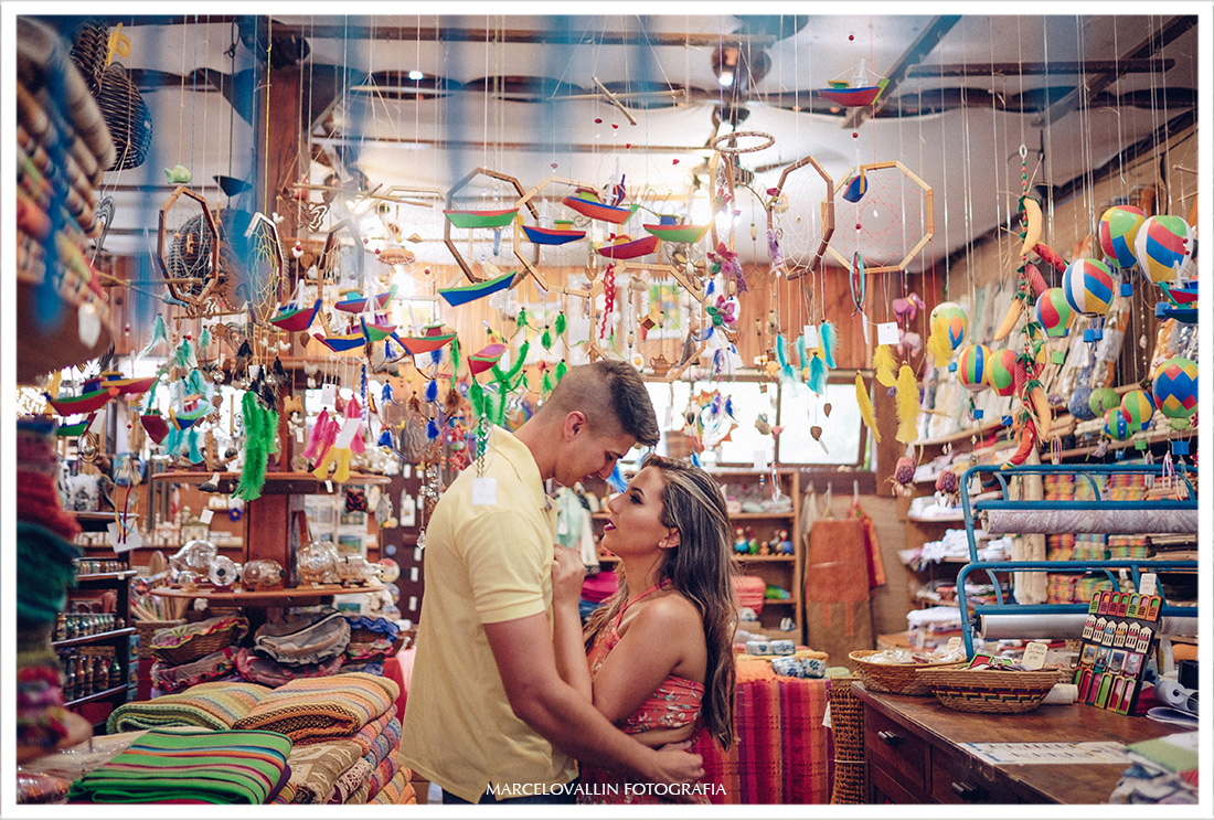 Ensaio Pré Wedding Loja de Paraty - Larissa e Caio