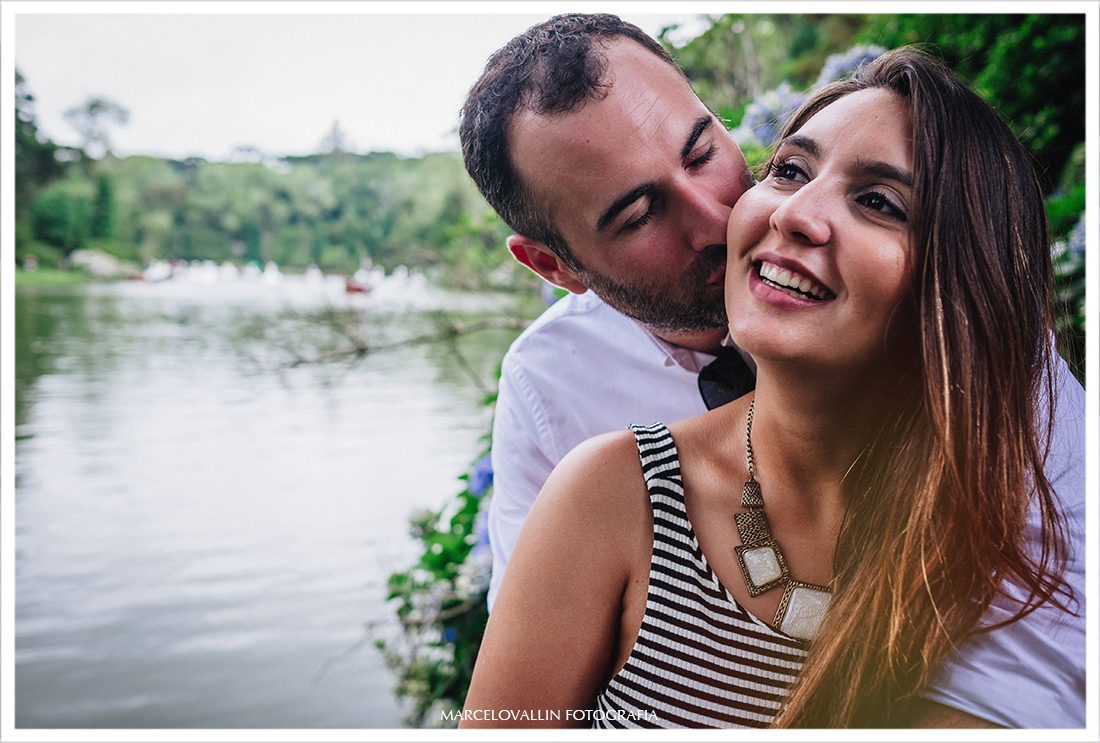 Fotografia de Ensaio pre wedding no lago Negro em Gramado - Serra Gaucha