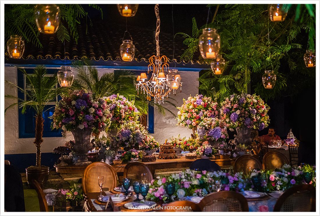 Fotografia de decoração casamento no campo
