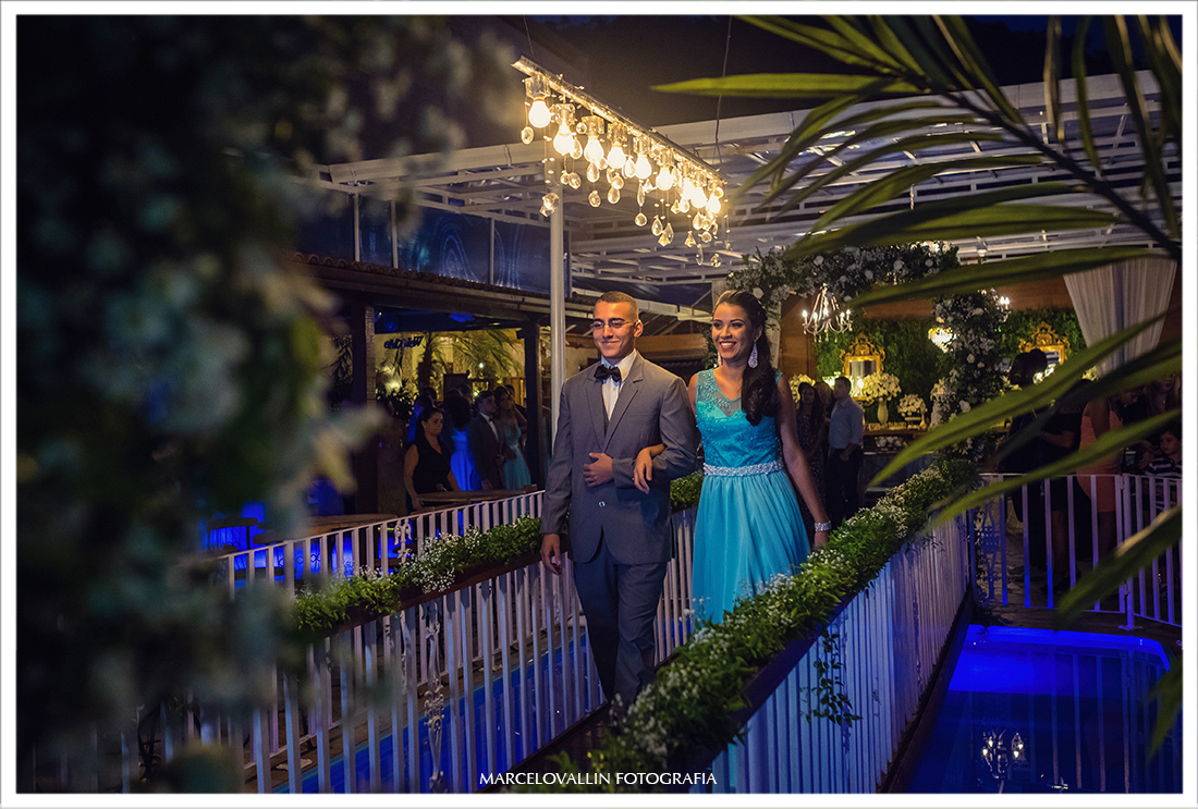 Padrinhos entrando na cerimônia de Casamento