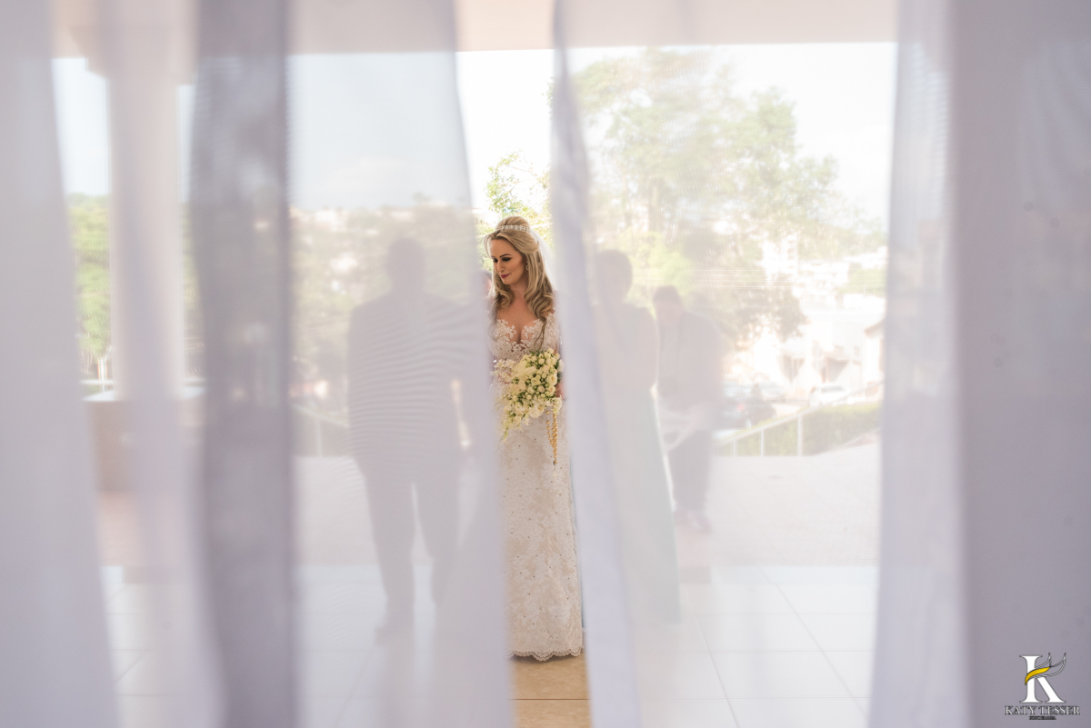 katy tesser, fotografo, casamento, noivo, noiva, igreja, decoração de casamento, madinhas, bouquet, vestido de noiva, cerimonia, padrinhos