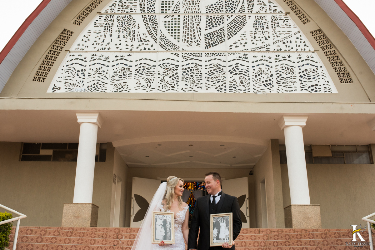 katy tesser, fotografo, casamento, noivo, noiva, igreja, decoração de casamento, madinhas, bouquet, vestido de noiva, cerimonia, padrinhos, sessão de fotos
