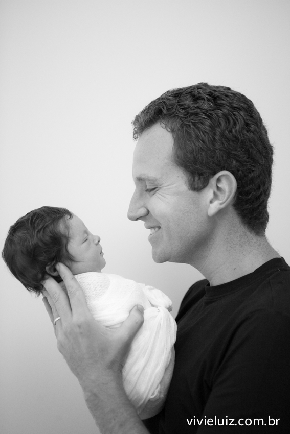 papai sorrindo para nau
