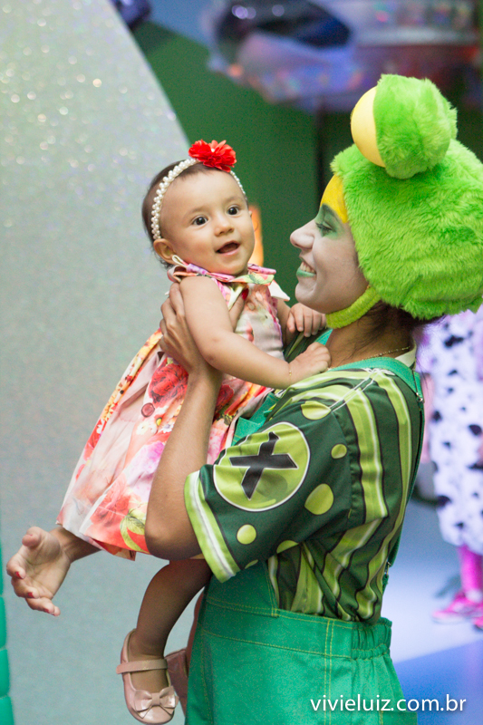 sapinho da xuxa com bebe